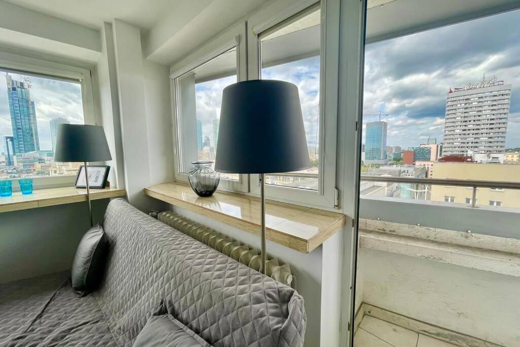 Sawa Apartment 2Xmetro Wifi 500 Mbs 50'Tv Netflix Hbo Appletv+ وارسو المظهر الخارجي الصورة