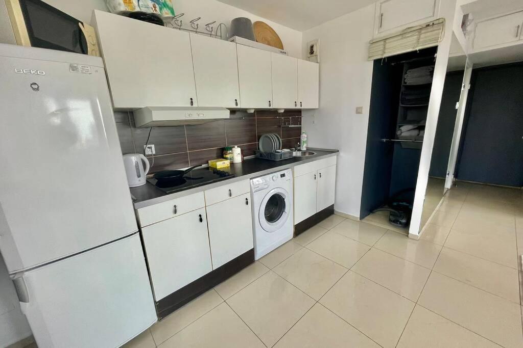 Sawa Apartment 2Xmetro Wifi 500 Mbs 50'Tv Netflix Hbo Appletv+ وارسو المظهر الخارجي الصورة