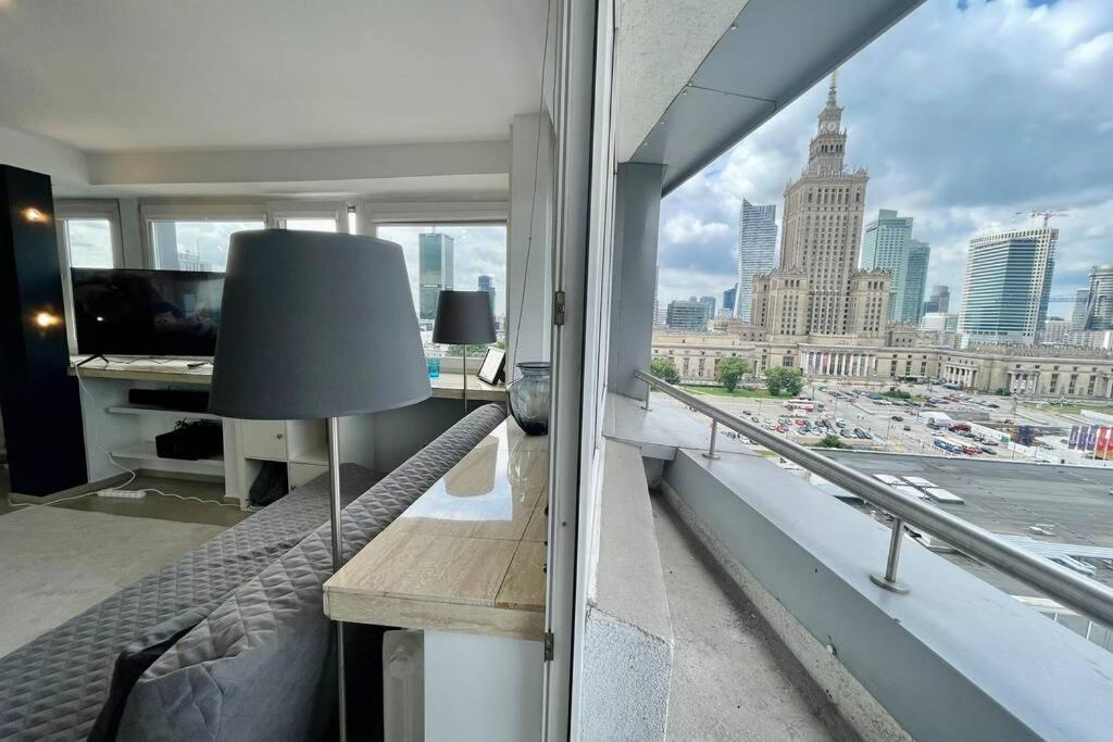 Sawa Apartment 2Xmetro Wifi 500 Mbs 50'Tv Netflix Hbo Appletv+ وارسو المظهر الخارجي الصورة