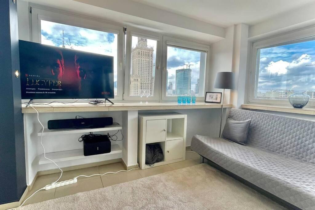 Sawa Apartment 2Xmetro Wifi 500 Mbs 50'Tv Netflix Hbo Appletv+ وارسو المظهر الخارجي الصورة