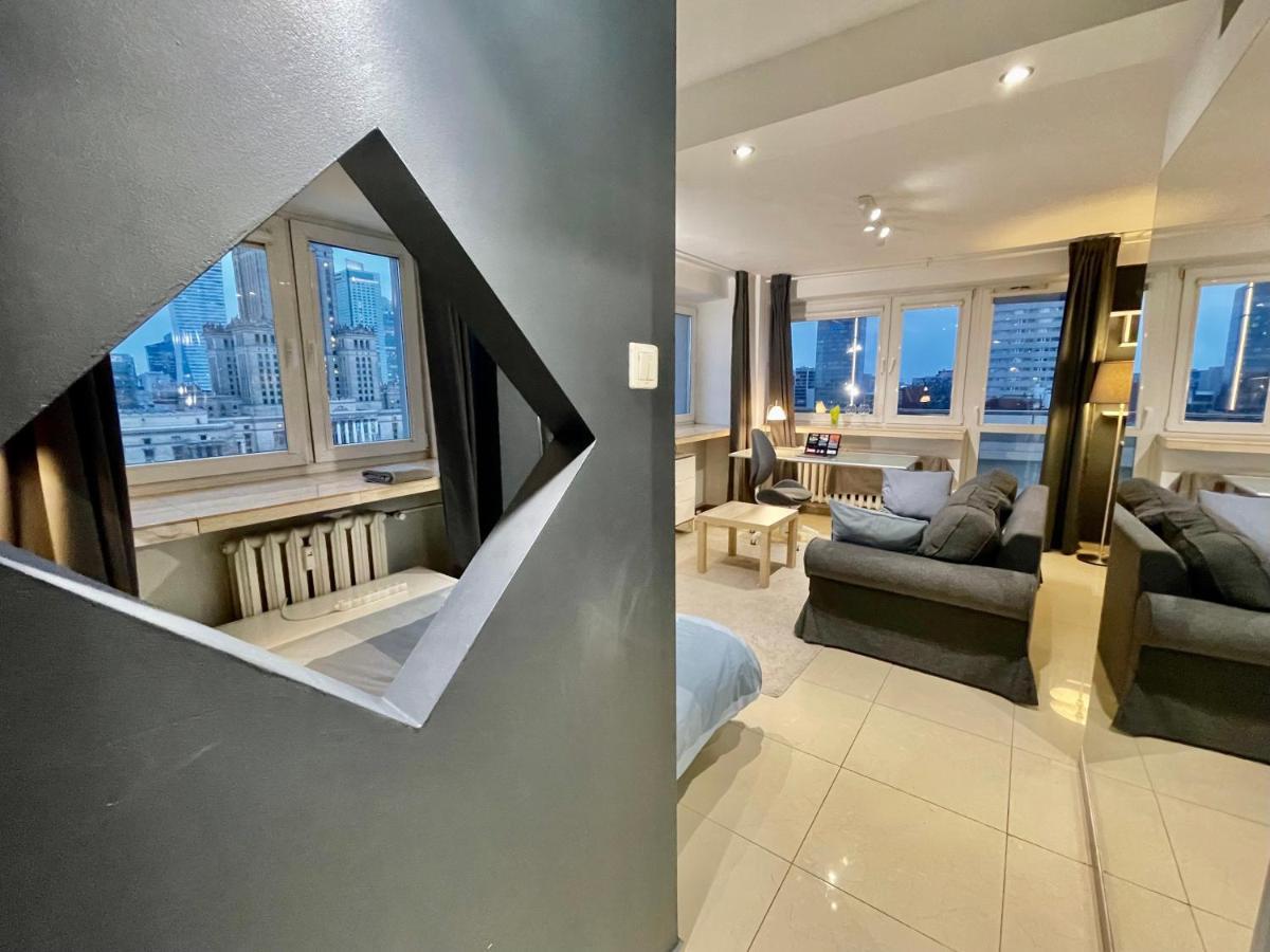 Sawa Apartment 2Xmetro Wifi 500 Mbs 50'Tv Netflix Hbo Appletv+ وارسو المظهر الخارجي الصورة