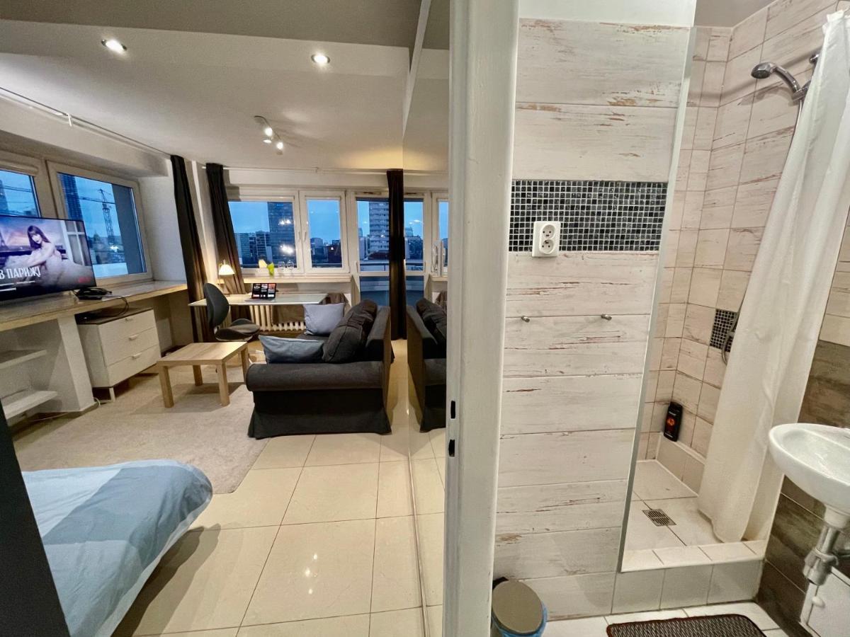 Sawa Apartment 2Xmetro Wifi 500 Mbs 50'Tv Netflix Hbo Appletv+ وارسو المظهر الخارجي الصورة