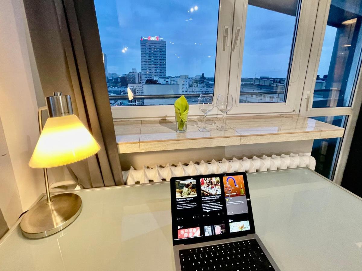 Sawa Apartment 2Xmetro Wifi 500 Mbs 50'Tv Netflix Hbo Appletv+ وارسو المظهر الخارجي الصورة